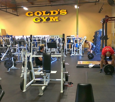 Gold's Gym - Seattle, WA