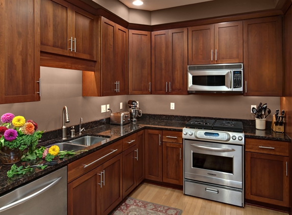 CliqStudios- Kitchen Cabinets