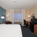 Fairfield Inn Minot - Motels