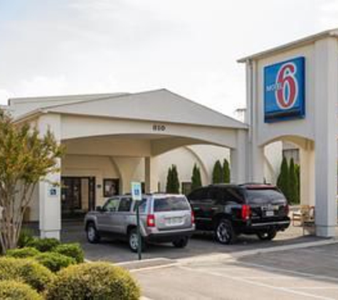 Motel 6 - Decatur, AL