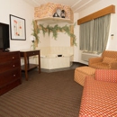 HomeTown Inn & Suites - Lodging