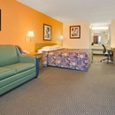 Days Inn by Wyndham Cincinnati East - Motels