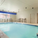 Hampton Inn St. Albans - Hotels