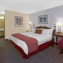 Days Inn by Wyndham Davenport IA - Hotels