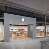 Apple Queens Center gallery