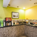 Quality Inn - Motels