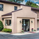 Econo Lodge - Motels