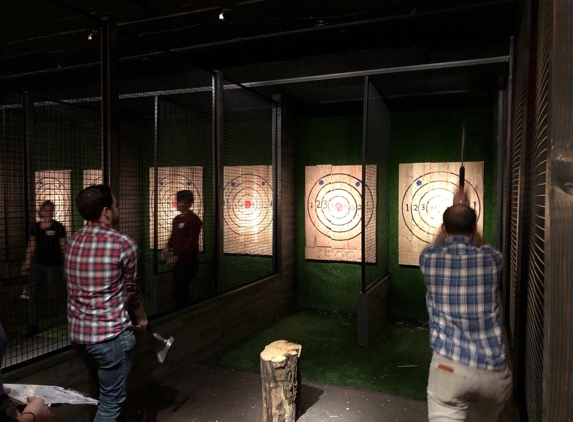 Kick Axe Throwing - Brooklyn, NY