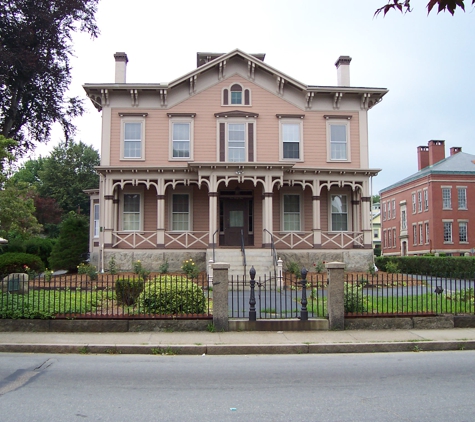 Elizabeth's Rooming House - New Bedford, MA