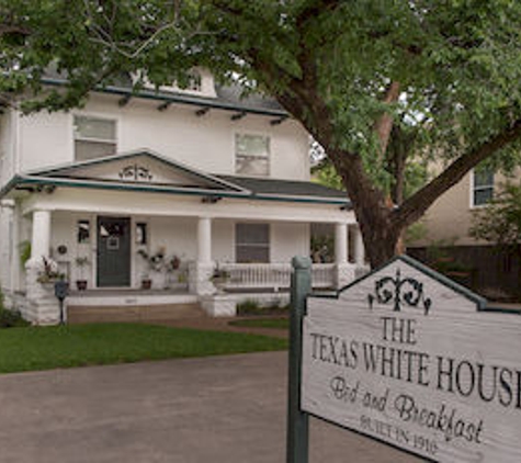 Texas White House Bed & Breakfast - Fort Worth, TX