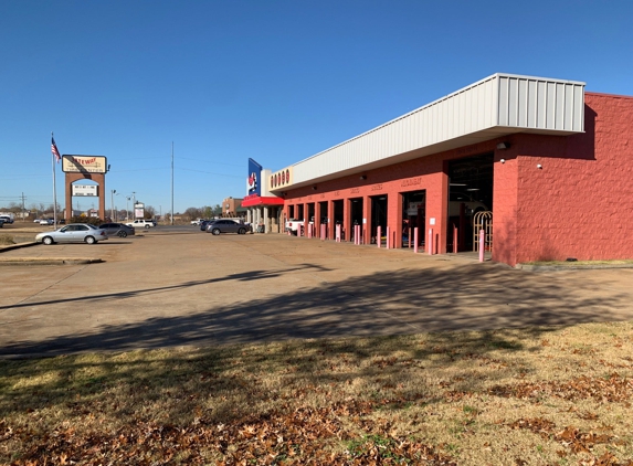 Gateway Tire & Service Center - Horn Lake, MS