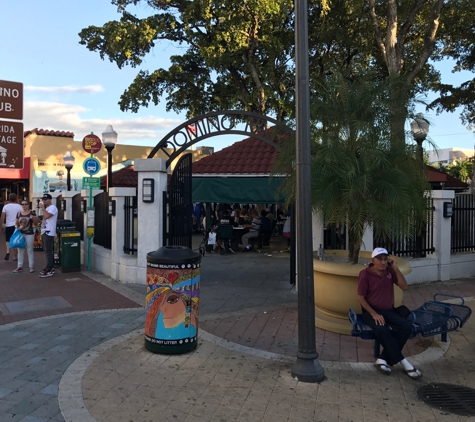 Maximo Gómez Park - Miami, FL