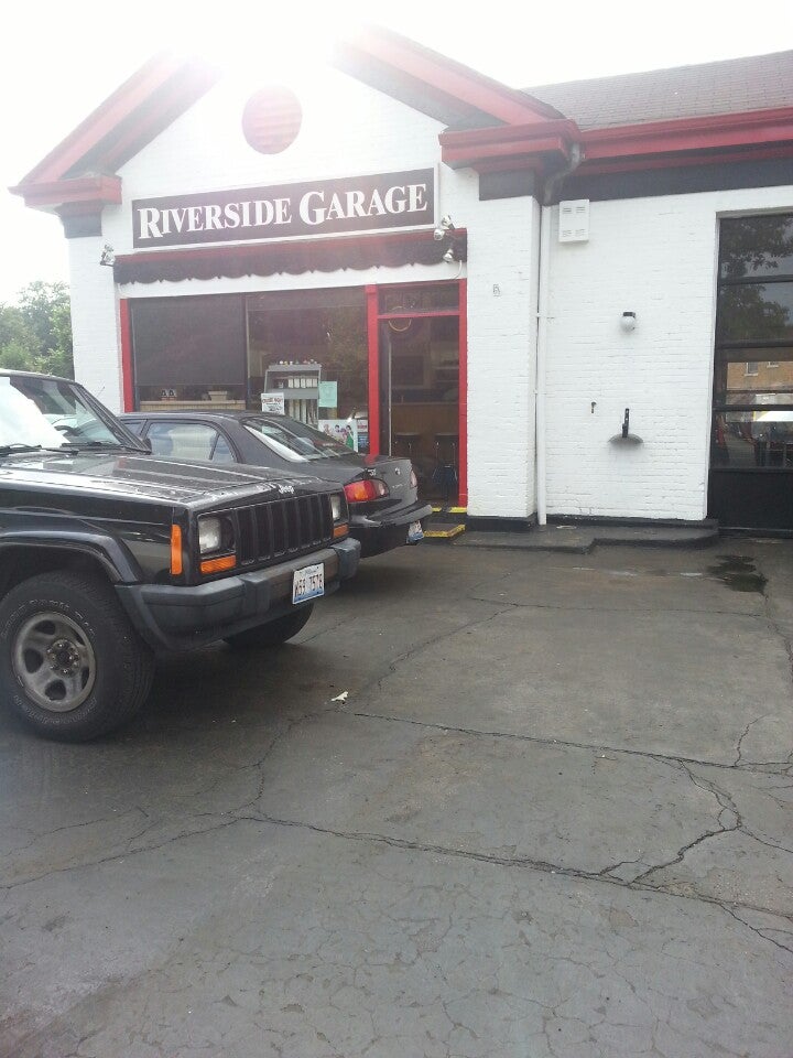 Riverside Garage - Riverside, IL 60546