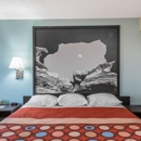 Super 8 by Wyndham Henderson North East Denver - Hotels