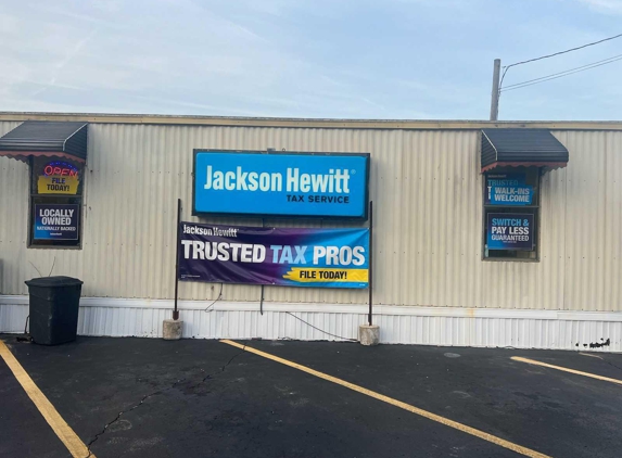 Jackson Hewitt Tax Service - Waynesboro, TN