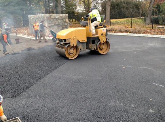 Roccie's Asphalt Paving - Stamford, CT