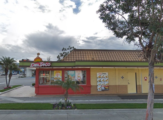 Del Taco - Santa Ana, CA