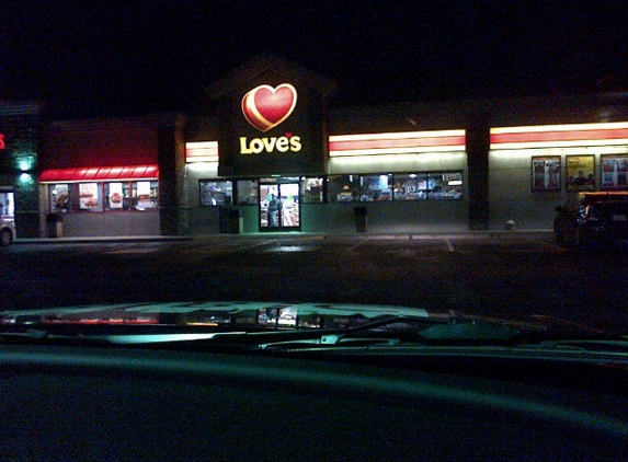 Love's Travel Stop - Chandler, AZ