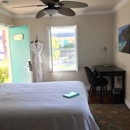Beach Bungalow Inn and Suites - Bed & Breakfast & Inns