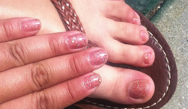 Queen Nails - Brea, CA