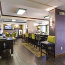 Hampton Inn Salina - Hotels