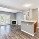 Avalon at Northbrook Apartments & Townhomes - Apartments