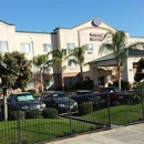 Comfort Suites Fresno River Park - Motels
