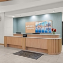 Hampton Inn & Suites Detroit-Canton - Hotels