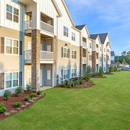 Creekside at Greenlawn Apartment Homes - Apartments