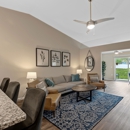 Redwood Holt - Apartments