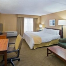 Radisson Hotel Cleveland Airport West - Hotels