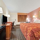 Days Inn by Wyndham Dallas South - Bed & Breakfast & Inns