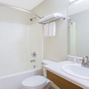 Super 8 by Wyndham Bedford - Hotels