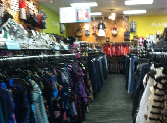 Plato's Closet Northwest San Antonio - Helotes, TX