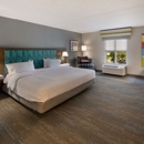 Hampton Inn & Suites Fredericksburg-at Celebrate Virginia - Hotels