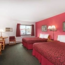 Days Inn by Wyndham Mason City - Motels