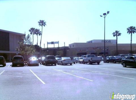 Dollar Bookstore - San Bernardino, CA