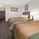 Super 8 by Wyndham Austin/Airport South - Hotels
