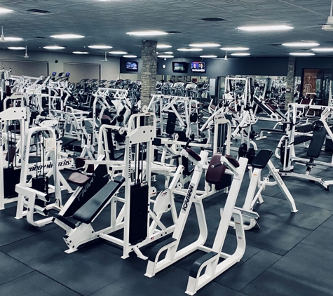 Pulse Fitness - Minden, NV. Main Gym