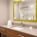 Hampton Inn & Suites Chicago/St. Charles - Hotels