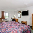 Days Inn by Wyndham Manchester - Motels