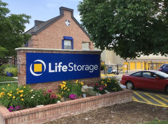 Life Storage - Aurora, CO