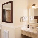 Mammoth Hot Springs Hotel & Cabins - Hotels
