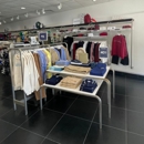 Lacoste Allen Premium Outlets - Clothing Stores
