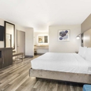 Best Western Marina State Beach - Hotels