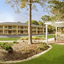 Cumberland Inn & Suites - Bed & Breakfast & Inns