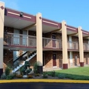 Bluegrass Inn - Motels