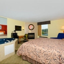 Super 8 by Wyndham Pigeon Forge near the Convention Center - Motels