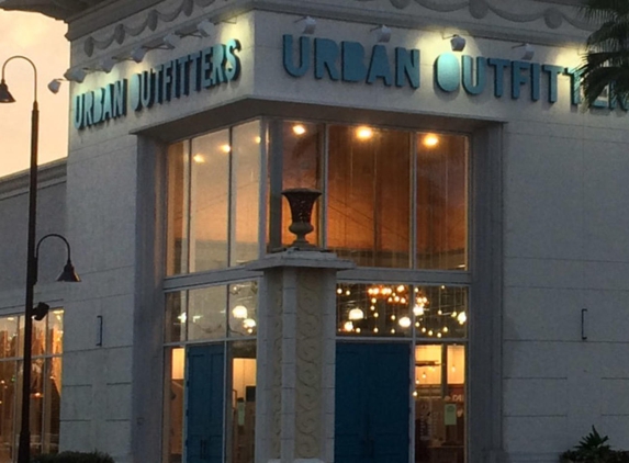 Urban Outfitters - Jacksonville, FL