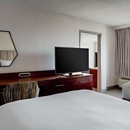 DoubleTree by Hilton Fairfield Hotel & Suites - Hotels